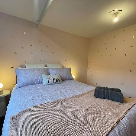 Spacious 4 Bed Family Home Christchurch Eksteriør bilde