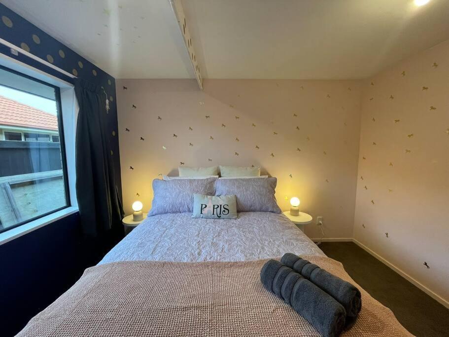 Spacious 4 Bed Family Home Christchurch Eksteriør bilde